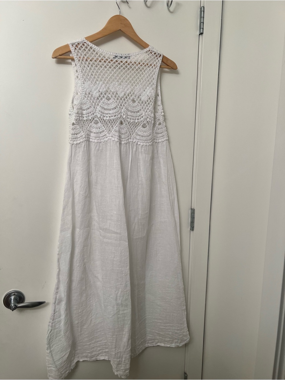 Francesca Bettini Crochet and Linen Cover‑Up – White, One Size - Picture 9 of 10